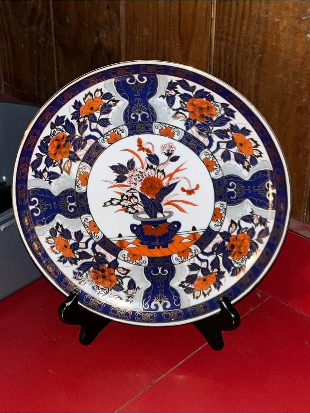 Beautiful Hand Painted Japanese 10” Gold Accented Porcelain Plate